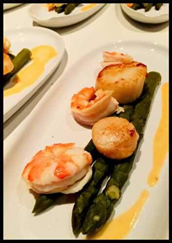 St Jacques, gambas et asperges vertes