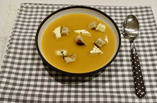 Velouté de butternut au poivron et curry