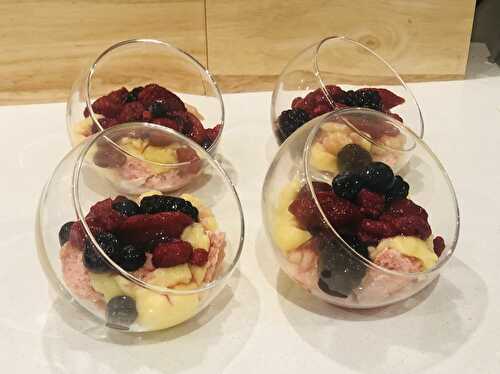 Verrine à la crème pâtissière et fruits