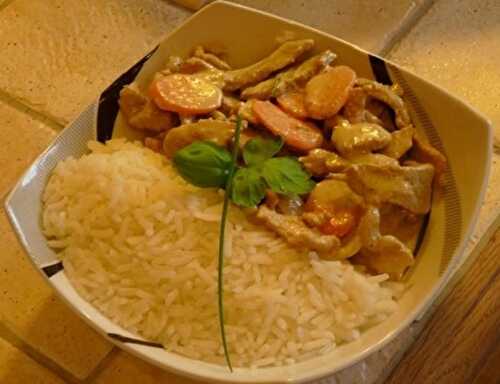 1 Recette facile, Sauté de porc aux carottes, curry, basilic