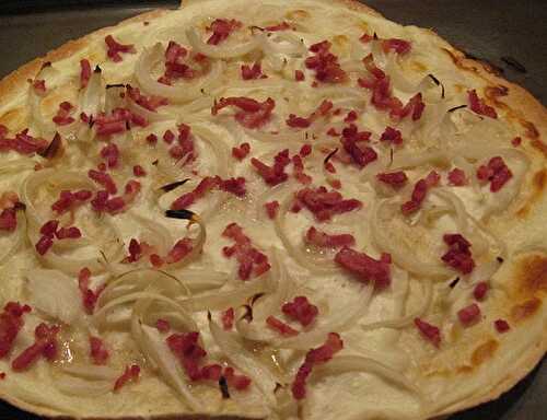 1 Recette facile, Tarte flambée d'Alsace Oignon & Lardons