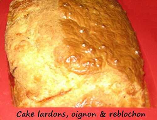 CAKE MONTAGNARD aux LARDONS, OIGNON et REBLOCHON - Nosrecettesfacile.com