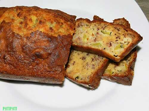 GÂTEAU AUX KIWIS ET BANANES