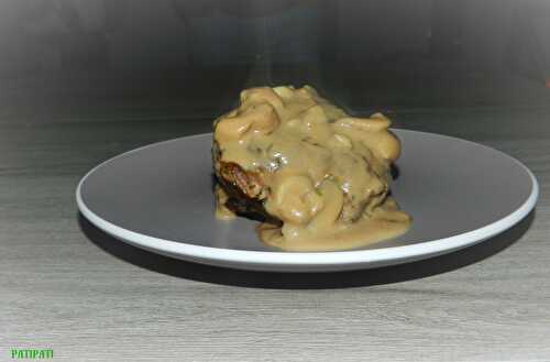 RUMSTEAK D'AGNEAU SAUCE CHASSEUR