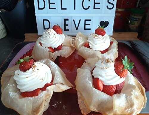 1 Recette facile, Fleurs de bricks aux fraises et à la chantilly