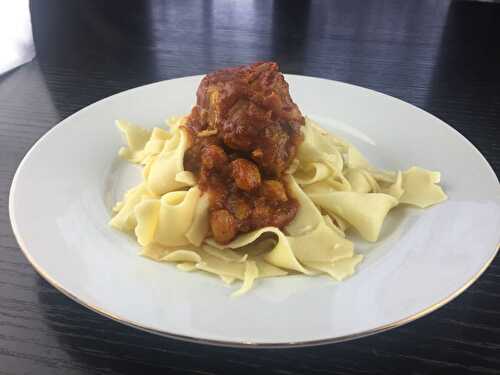 1 Recette facile, Plat de pâtes à la sauce tomate et à la cannelle