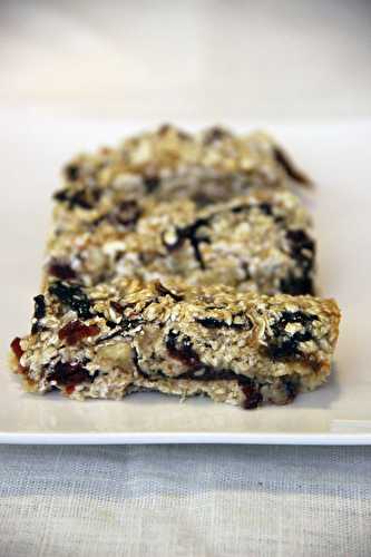 Barres de granola aux pruneaux et cranberries