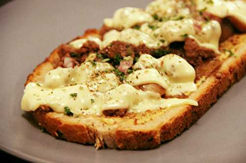 Bruschetta automnale boeuf, champignons, bière et comté