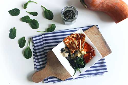 Buddha bowl aux épinards et halloumi