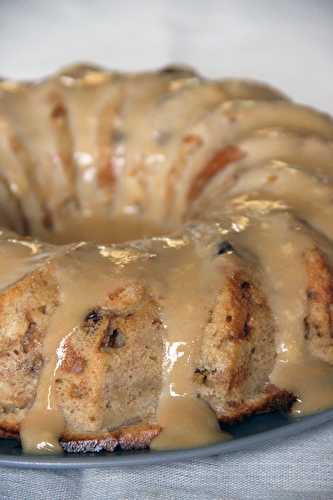 Bundt pudding aux raisins secs et caramel Werther’s