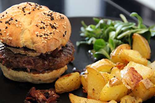 Burger au foie gras et brisures de pain d’épices