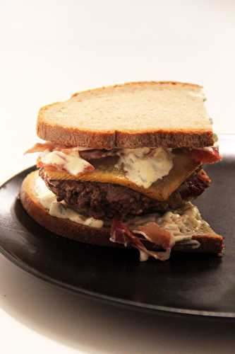 Burger hivernal raclette jambon sec