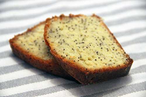 Cake au citron, pavot et limoncello