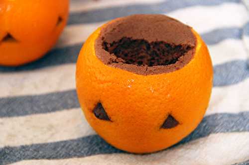 Citrouilles de mousse au chocolat végétale