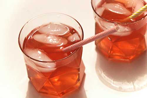 Cocktail rose fraise des bois pamplemousse