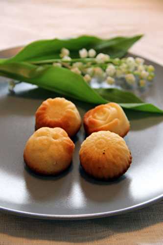 Financiers au muguet