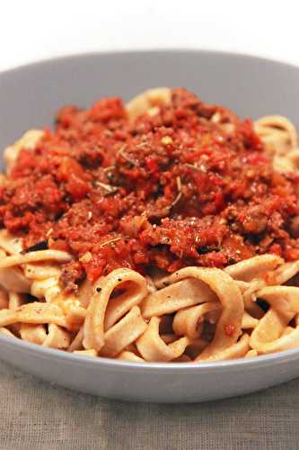 Spaghettis au chorizo et poivrons façon bolognaise