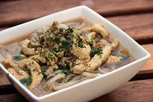Spécialité vietnamienne : phở au poulet