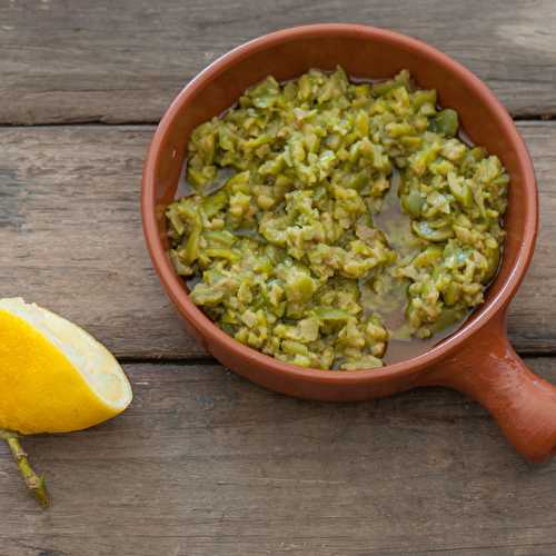 Tapenade d'olives vertes aux amandes et salicornes