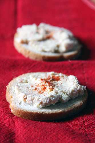 Tartinade de jambon, œufs et Saint Morêt