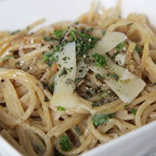 One pan pasta à l'ail et au parmesan