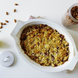 Crumble cerises amandes