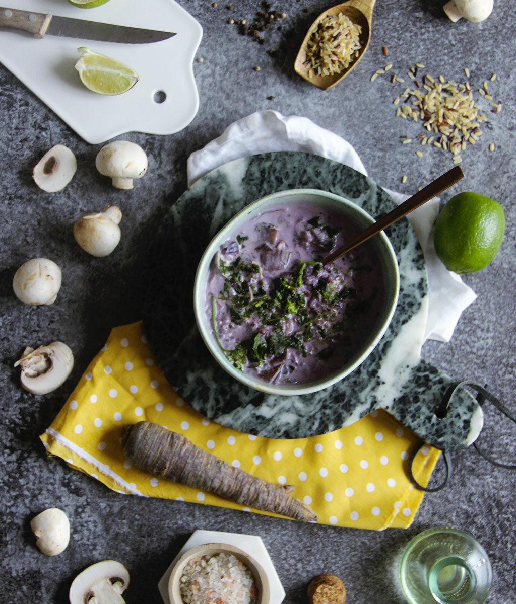 Bouillon de lait de coco aux champignons et riz