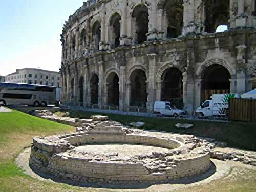 Que rapporter de Nîmes et du Gard?