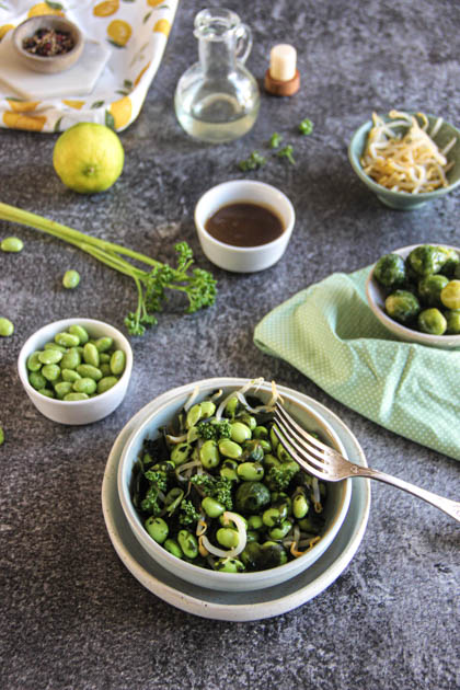 Salade aux haricots edamame et algues wakame