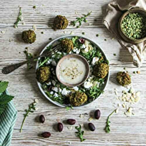 Boulettes de pois cassés, feta, olives