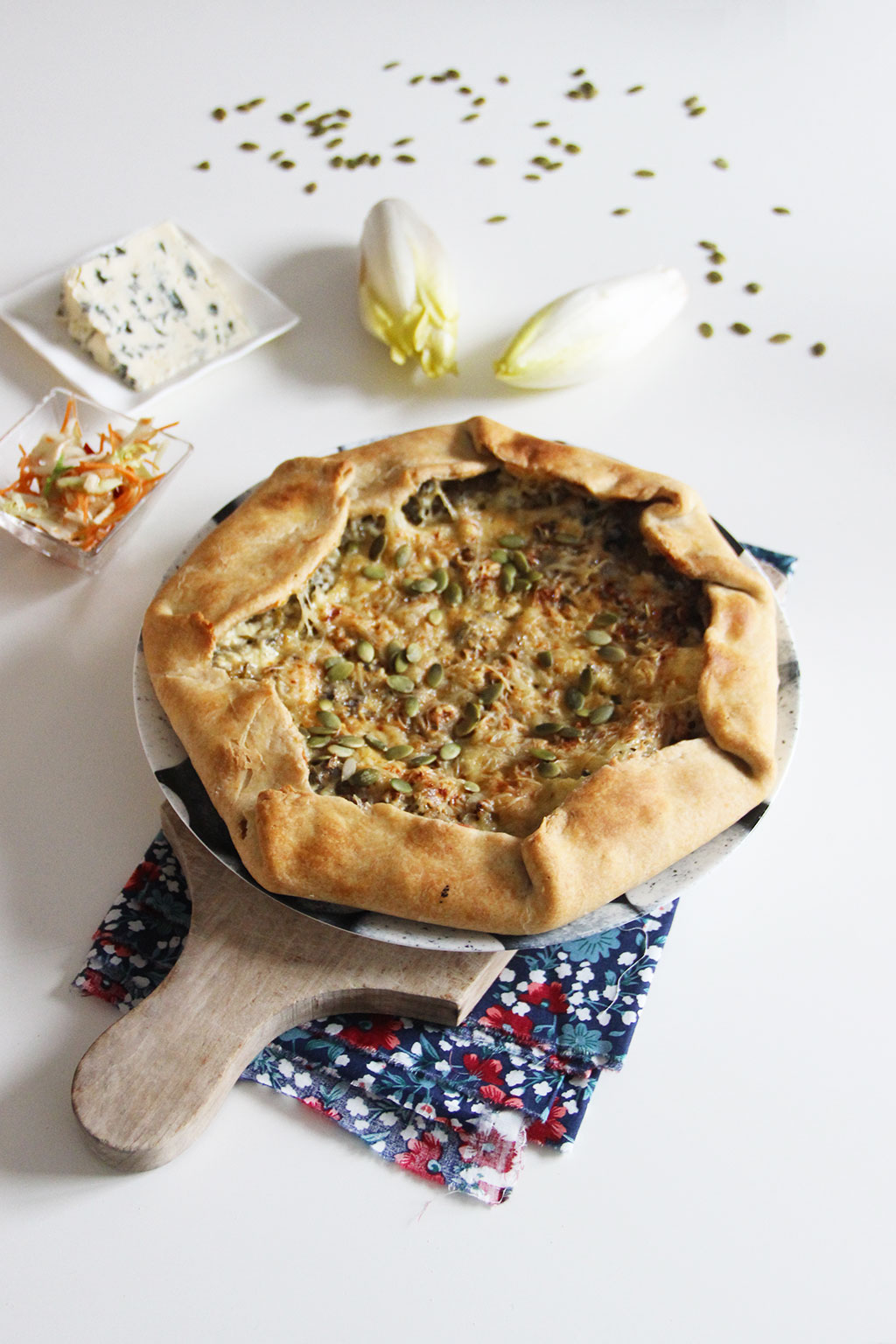Tarte rustique aux endives et au bleu