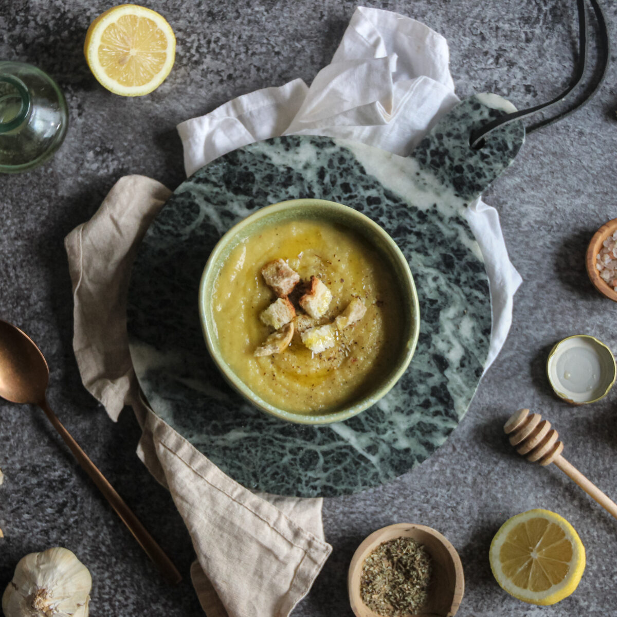 Velouté de panais au miel et thym