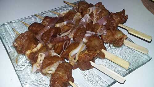 Brochettes de dinde tandoori au lard