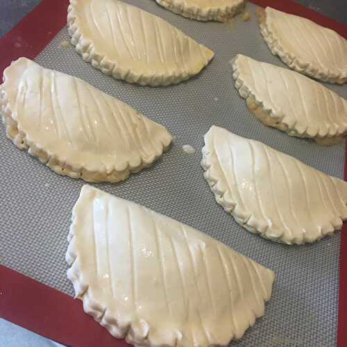 Chaussons aux pommes au caramel maison