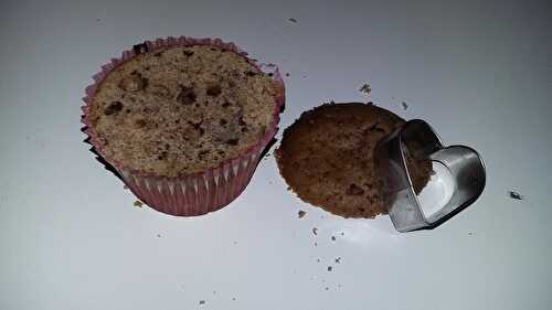 Cupcakes truffé au chocolat et coeur d'amour pour la fête des grands mères