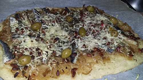Fougasse a l'oignon et au sardines