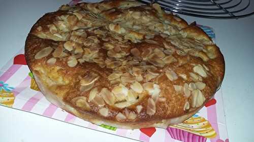 Gâteau au pèches eau de rose et amandes