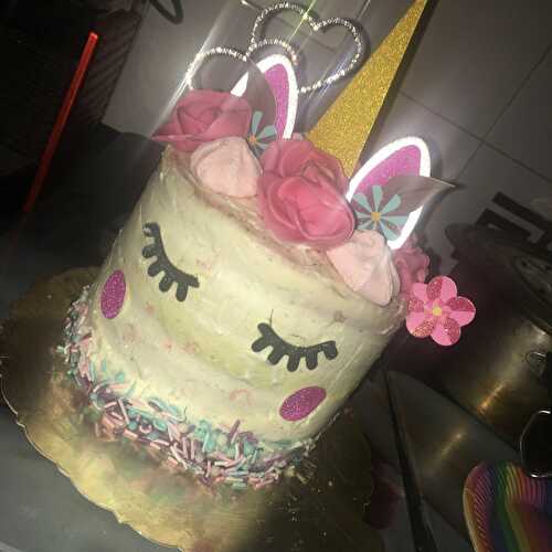 Gâteau Licorne arc en ciel