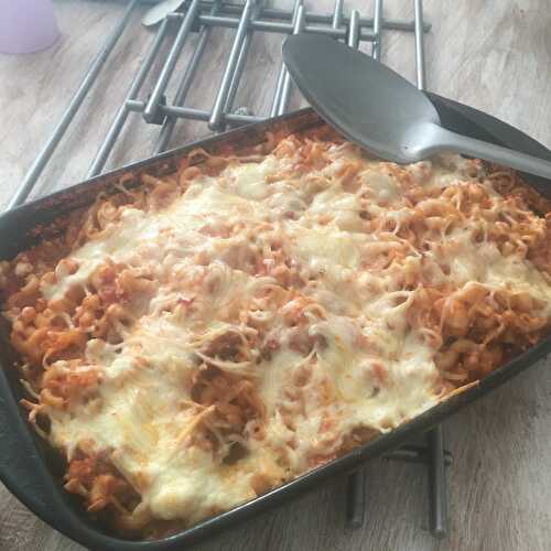 Gratin de coquillettes sauce bolognaise et chèvre