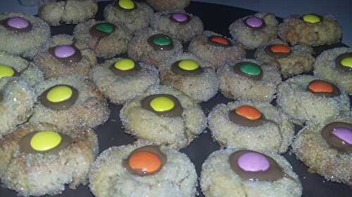 Hershey Kiss Cookies - Notre amour de cuisine 