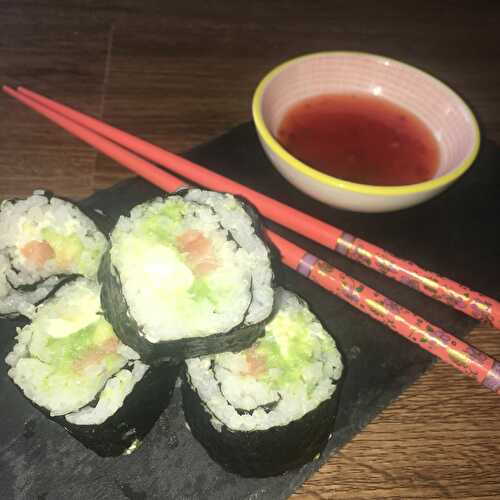 Makis saumon cru