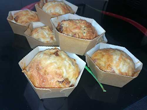 Minis cakes au fromage lardons & tomates séchées - Notre amour de cuisine 