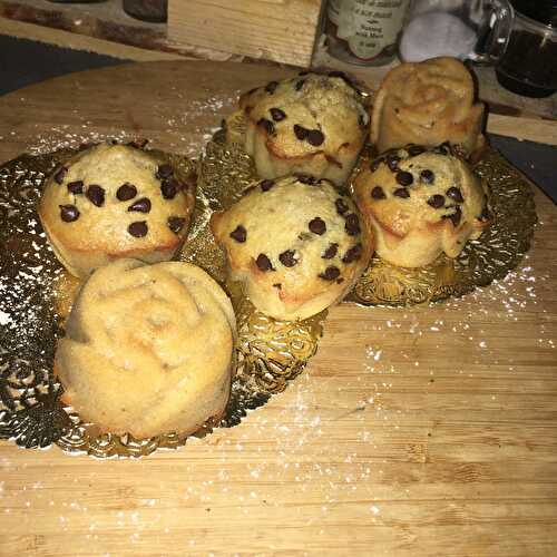 Muffins au chocolat blanc fève tonka et pépites de chocolat