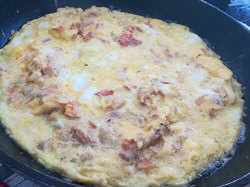 Omelette aux girolles