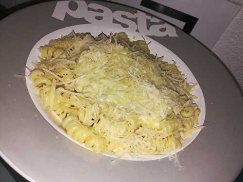 Pâte sauce au parmesan et au bleu