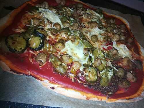  Pizza végétarienne - Notre amour de cuisine 