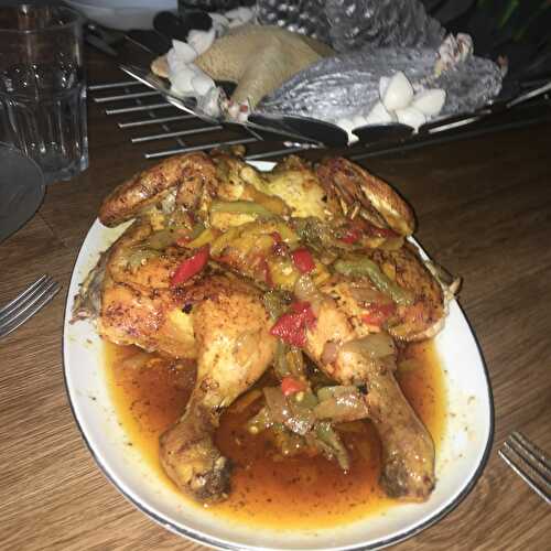 Poulet crapaudine a l'harissa et au poivrons