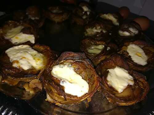 Roses de pommes de terre aux fromages