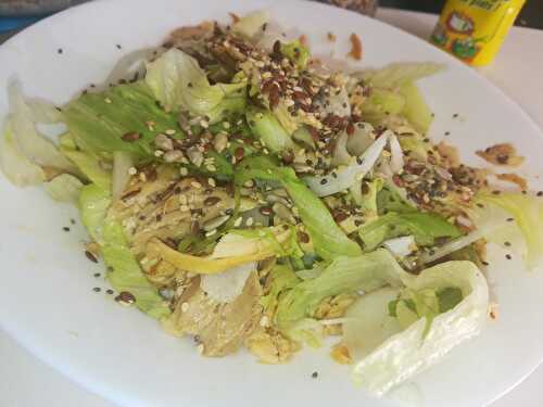 Salade de poulet au graines