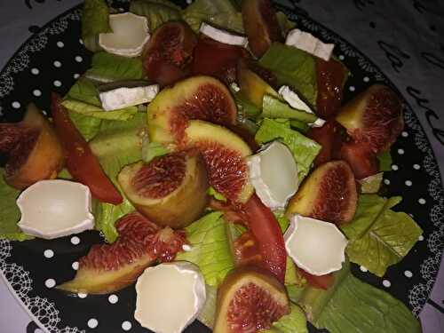 Salade romaine au chèvre et aux figues